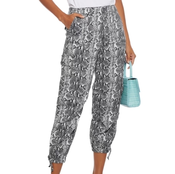Alice + Olivia Snakeskin Print Twill Cropped Tapered Pants 25 - Picture 1 of 7